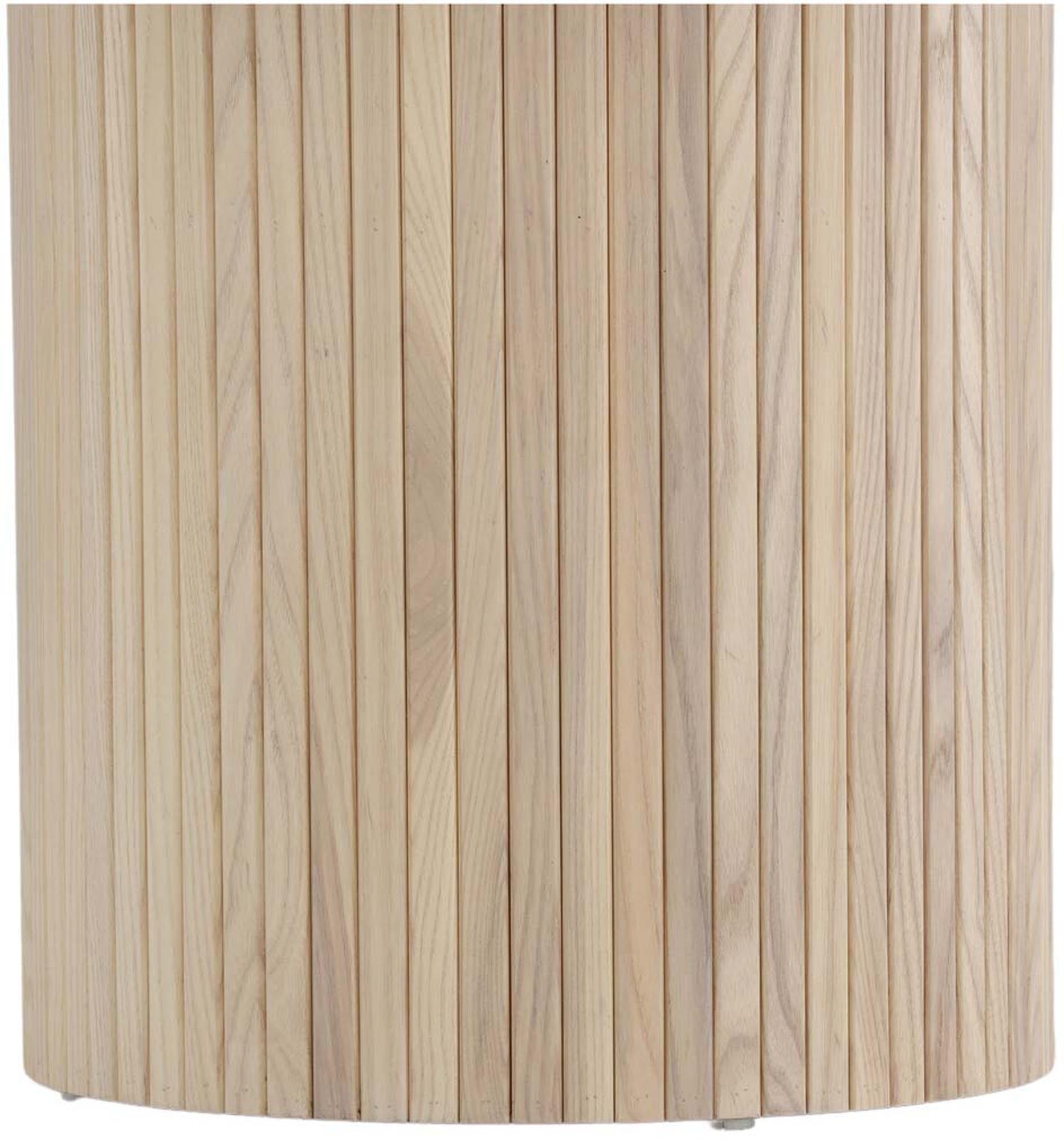 Stilvoller Bianca Esstisch von Venture Home: Hochwertiges Furnier, großzügige Maße und modernes Design für unvergessliche Essmomente.