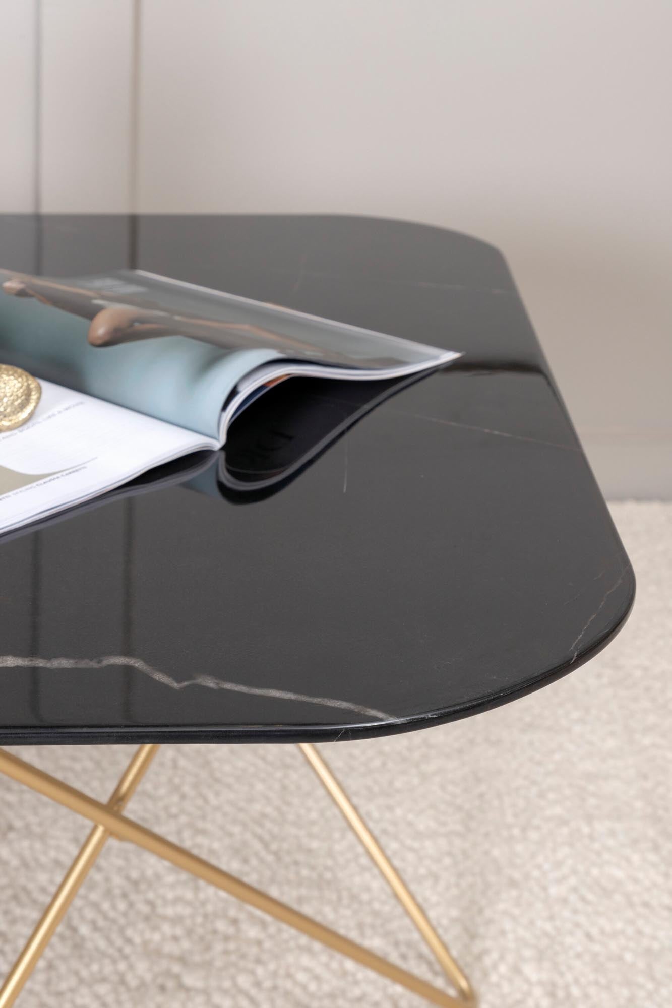 Tristar Beistelltisch in Schwarz / Gold präsentiert im Onlineshop von KAQTU Design AG. Beistelltisch ist von Venture Home