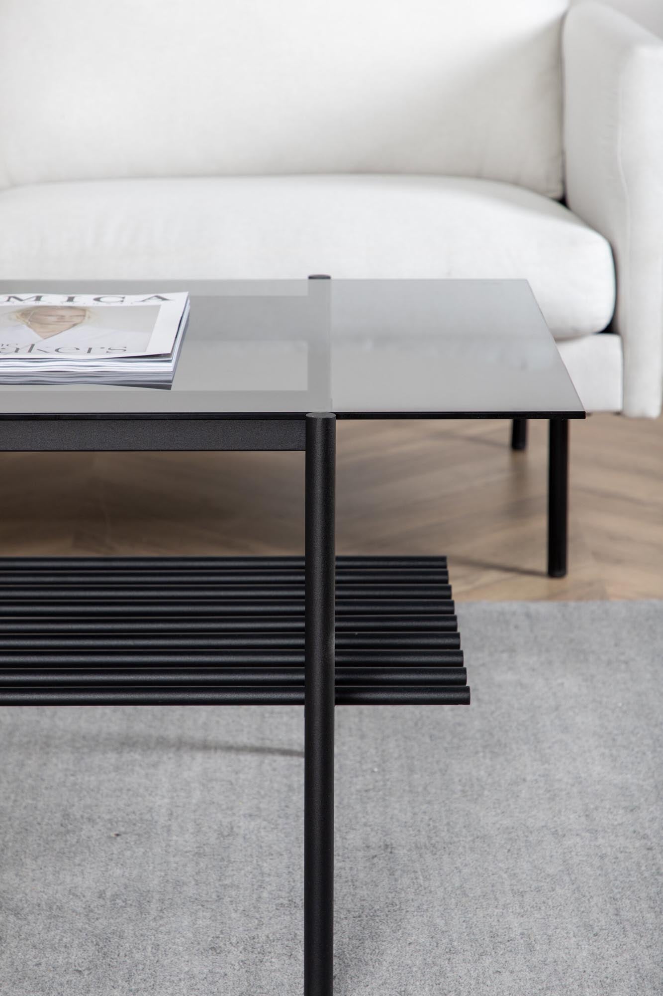 Von Staf Coffee Tisch Rechteckig in Schwarz präsentiert im Onlineshop von KAQTU Design AG. Beistelltisch ist von Venture Home