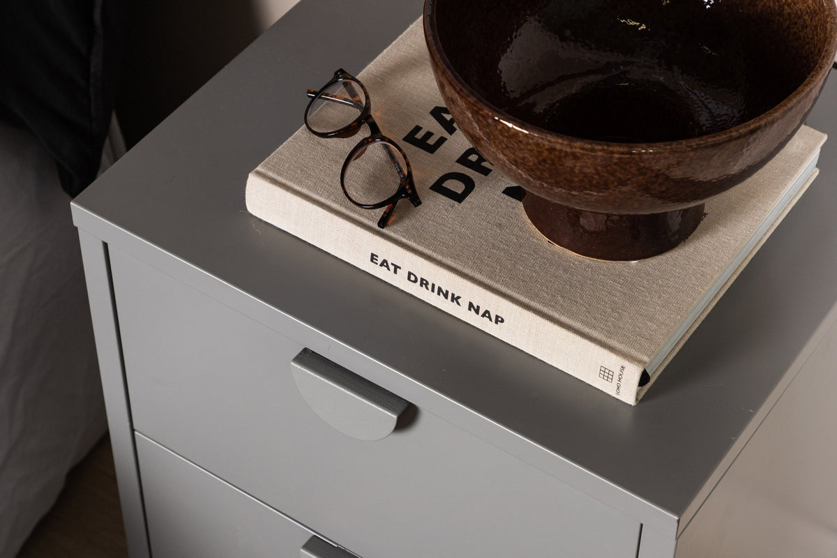 Piring 2 Korpus in Hellgrau präsentiert im Onlineshop von KAQTU Design AG. Regal Zubehör ist von Venture Home