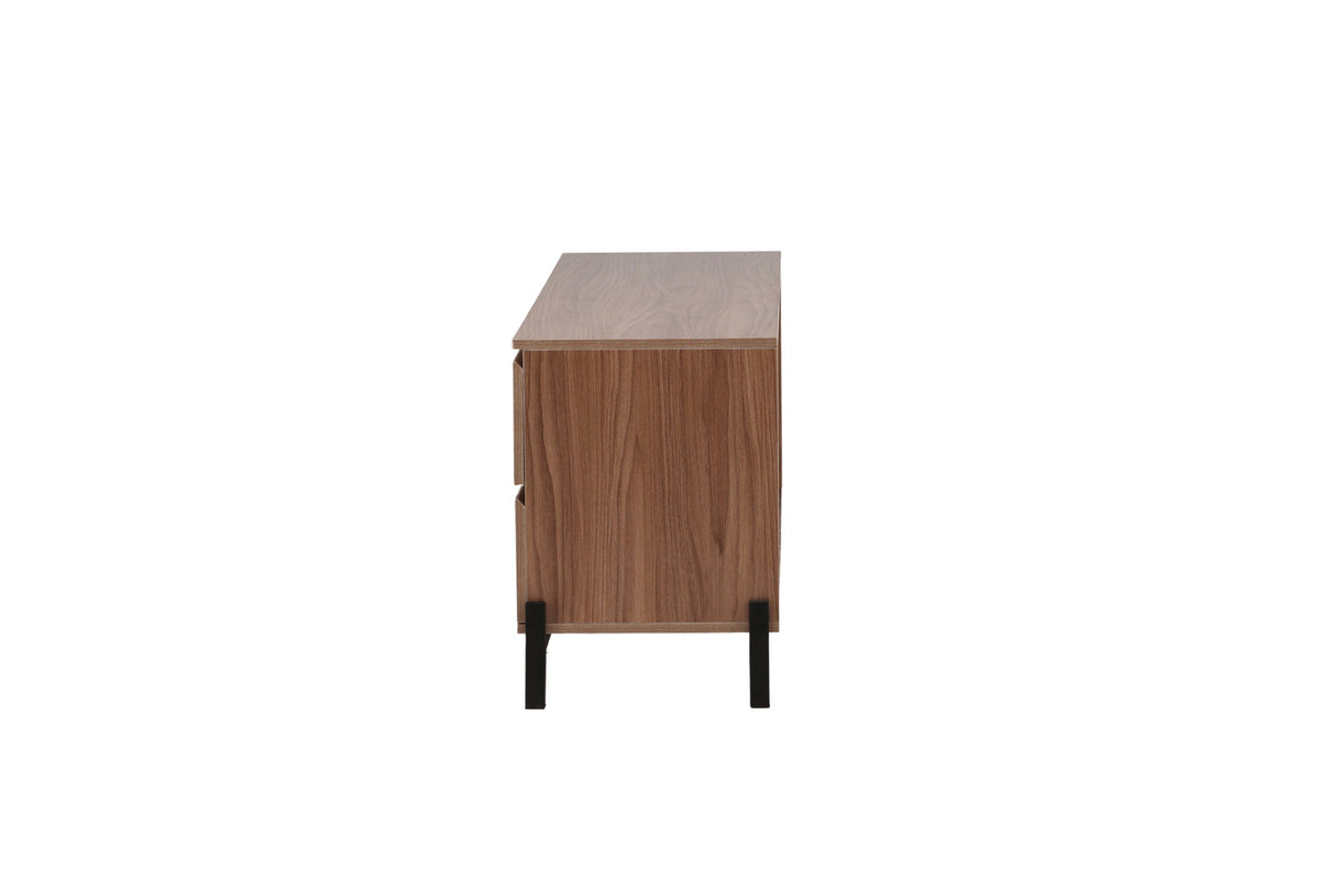 Corpus Sideboard in Nussbaum präsentiert im Onlineshop von KAQTU Design AG. Sideboard ist von Venture Home