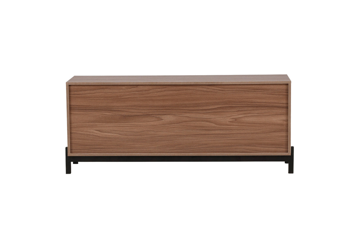 Corpus Sideboard in Nussbaum präsentiert im Onlineshop von KAQTU Design AG. Sideboard ist von Venture Home