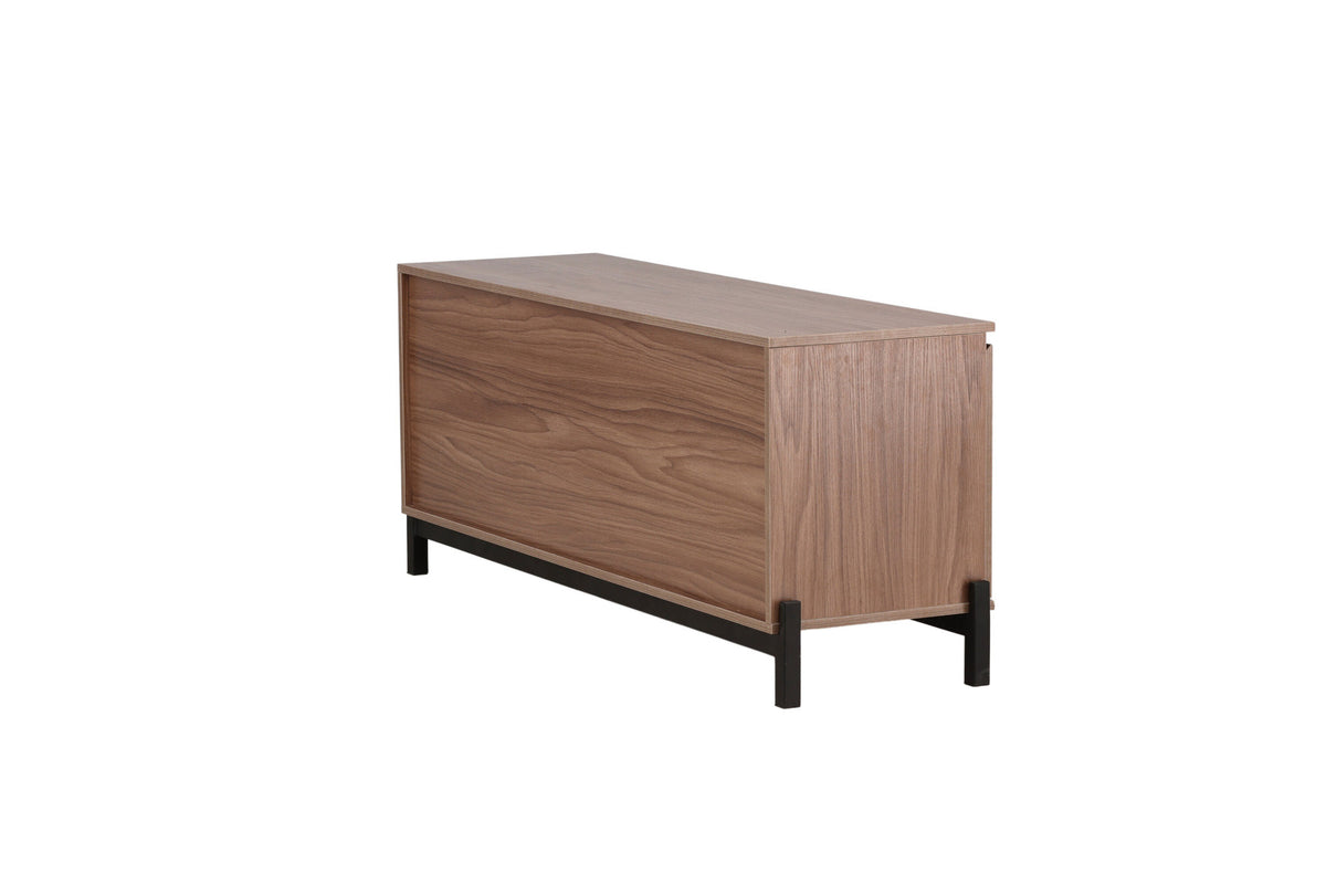 Corpus Sideboard in Nussbaum präsentiert im Onlineshop von KAQTU Design AG. Sideboard ist von Venture Home