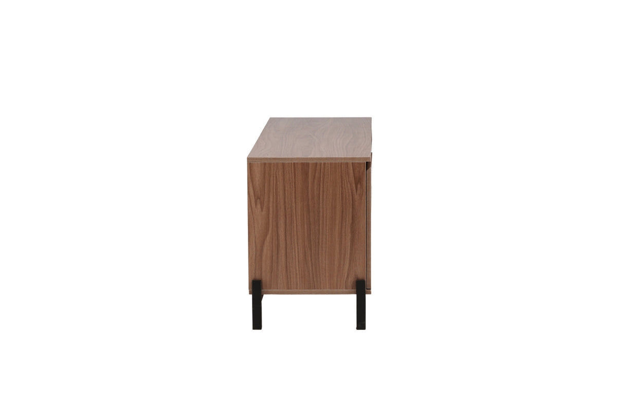 Corpus Sideboard in Nussbaum präsentiert im Onlineshop von KAQTU Design AG. Sideboard ist von Venture Home