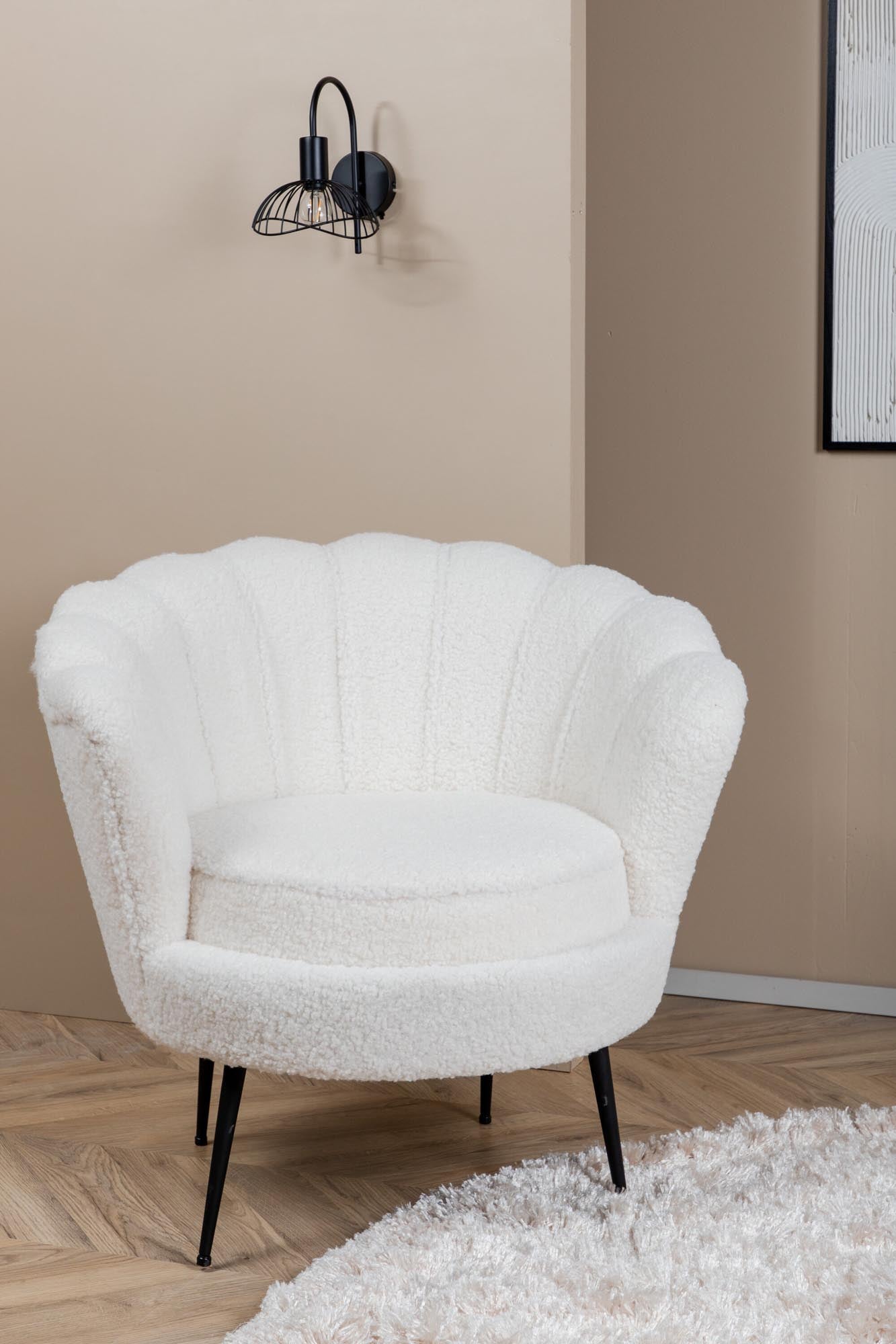 Calais Sessel: Modernes Design trifft auf ultimativen Sitzkomfort.