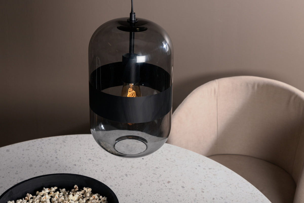 Dropp Pendelleuchte in Schwarz präsentiert im Onlineshop von KAQTU Design AG. Pendelleuchte ist von Venture Home