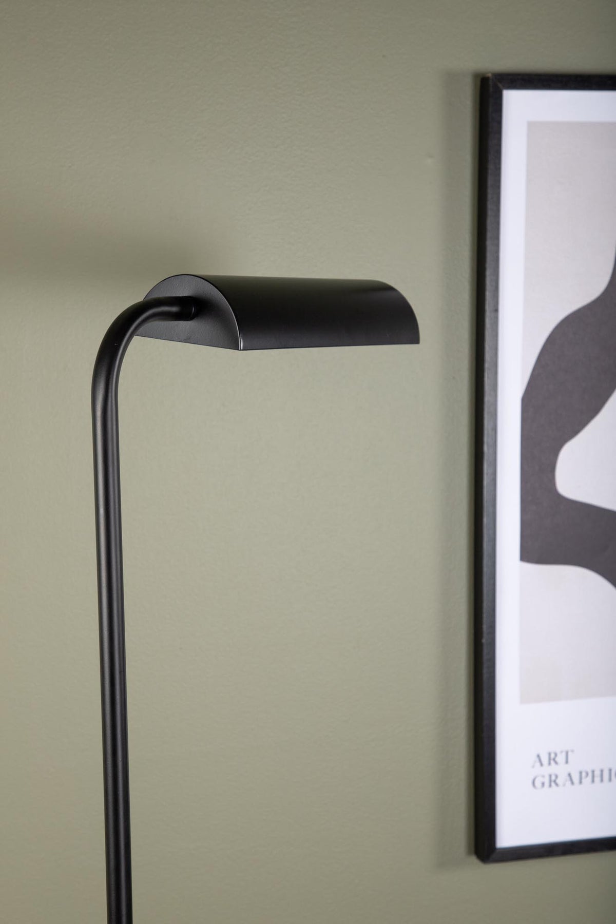 Harmonica Stehleuchte in Schwarz präsentiert im Onlineshop von KAQTU Design AG. Stehleuchte ist von Venture Home
