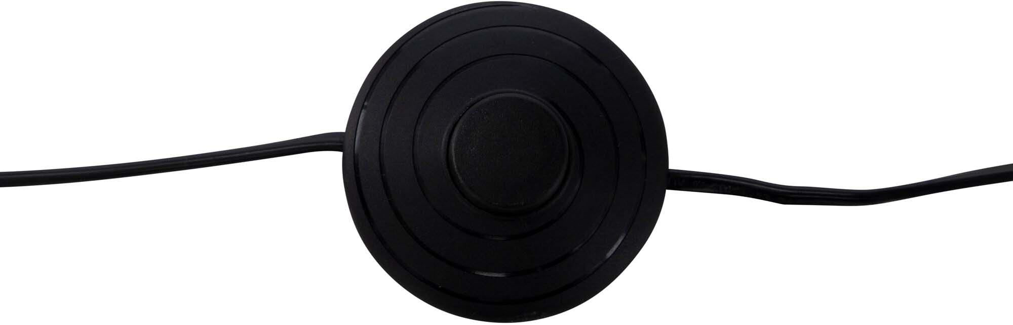 Die Vifta Stehleuchte von Venture Home besticht durch ihr stilvolles Design und vielseitige Beleuchtungsmöglichkeiten. Ideal für moderne und klassische Räume.