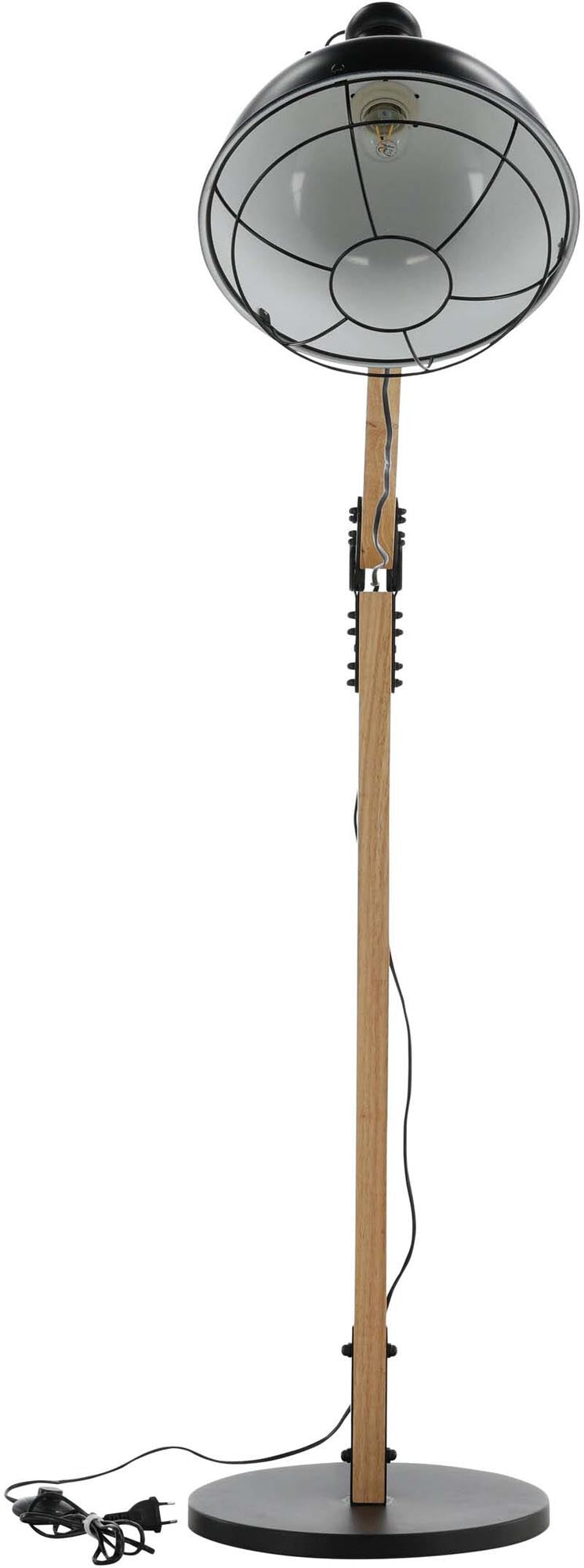 Die Kick Stehleuchte von Venture Home kombiniert modernes Design mit warmen Holzimitat-Elementen und robustem Stahl für stilvolle Akzente in jedem Raum.