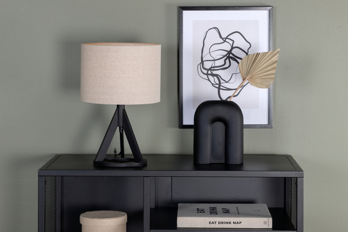 Kona Tischleuchte in Schwarz präsentiert im Onlineshop von KAQTU Design AG. Tischleuchte ist von Venture Home