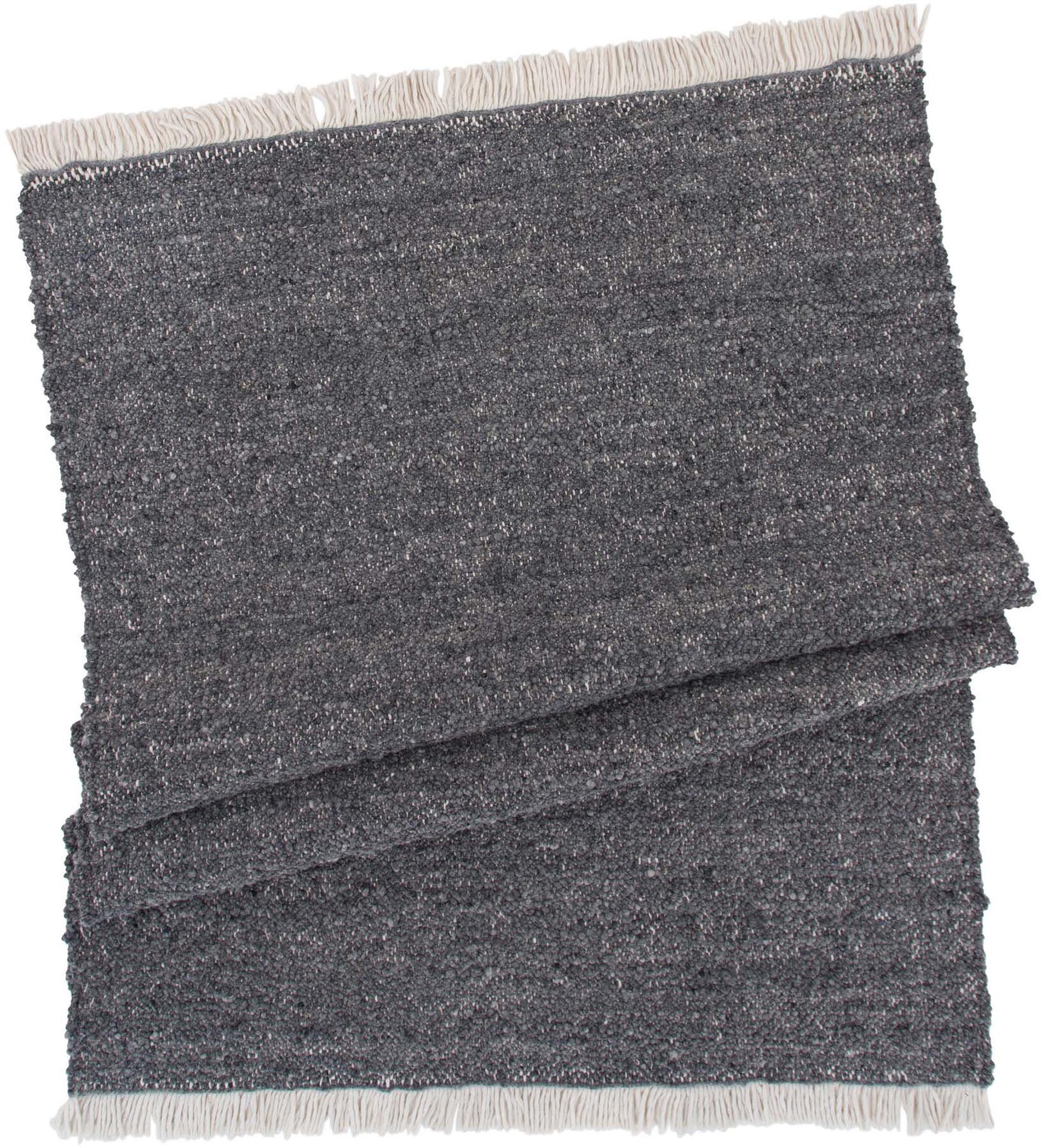 Betina Teppich in Grau präsentiert im Onlineshop von KAQTU Design AG. Teppich ist von Venture Home