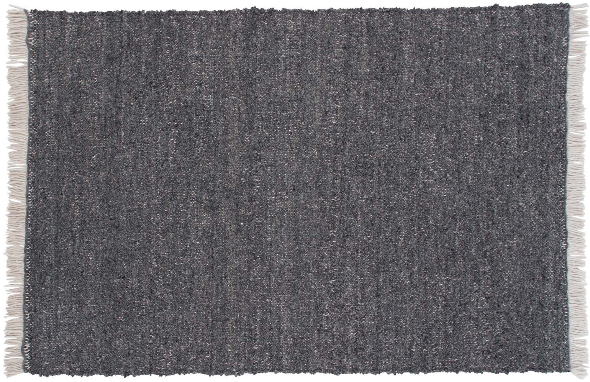 Betina Teppich in Grau präsentiert im Onlineshop von KAQTU Design AG. Teppich ist von Venture Home