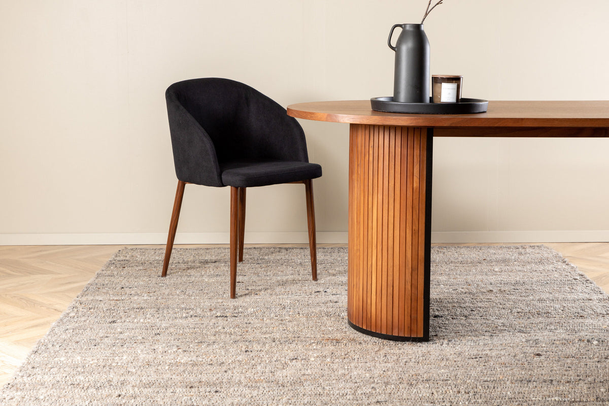 Lumpenteppich in Grau präsentiert im Onlineshop von KAQTU Design AG. Teppich ist von Venture Home