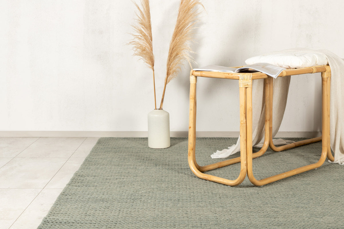 Marta Teppich in Grün präsentiert im Onlineshop von KAQTU Design AG. Teppich ist von Venture Home