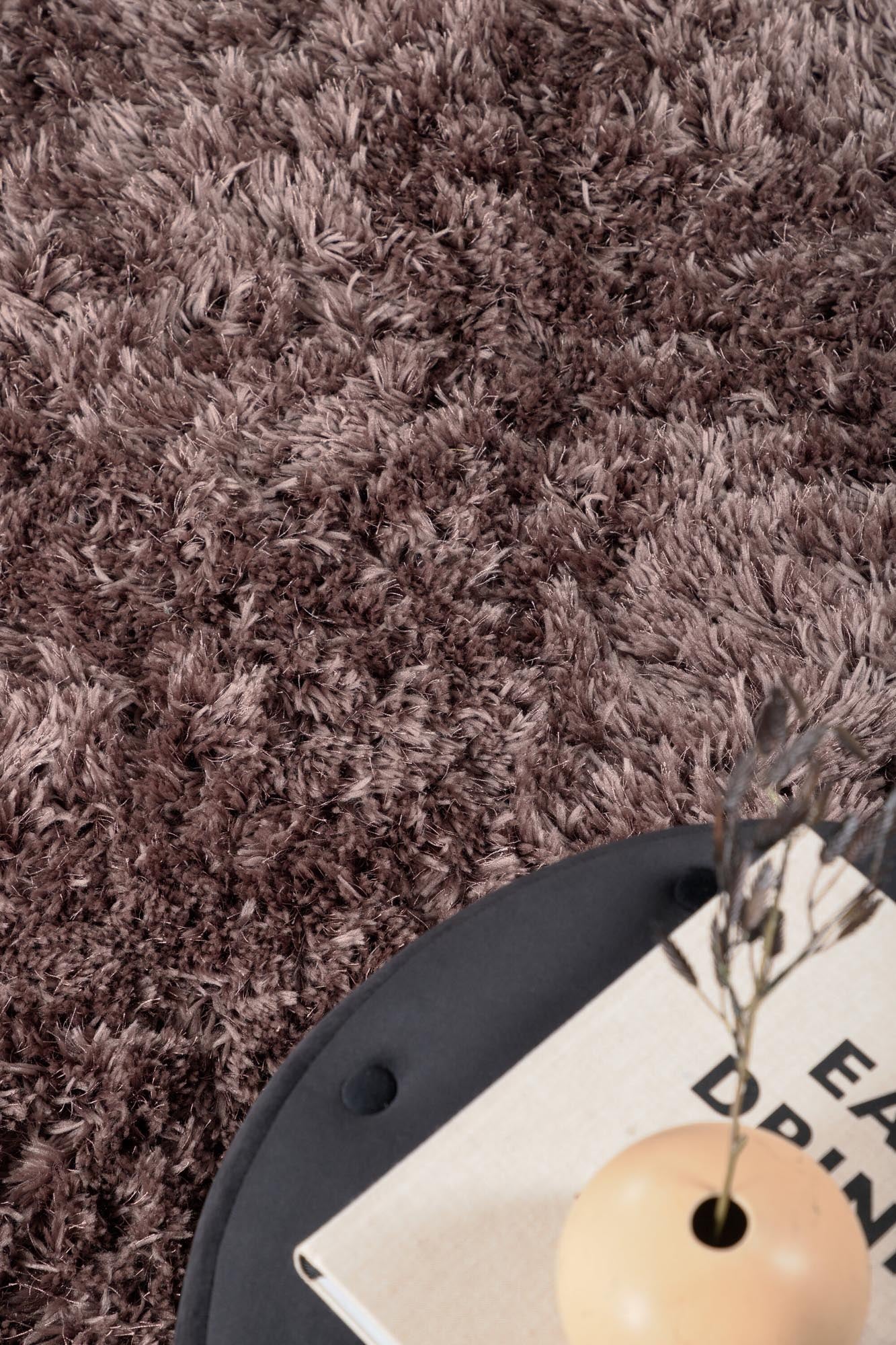 Grace Teppich in Braun präsentiert im Onlineshop von KAQTU Design AG. Teppich ist von Venture Home