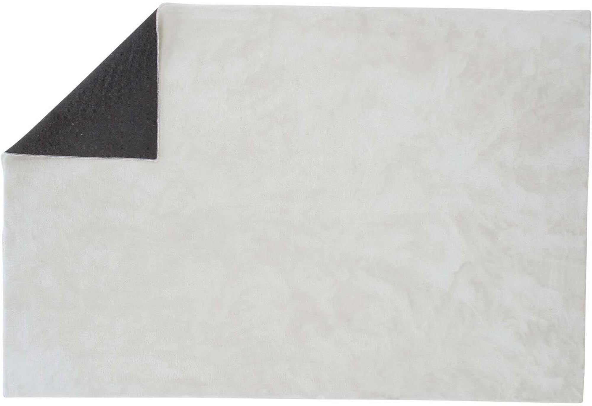 Blanca Teppich von Venture Home: Elegante runde Form in sanften Erdtönen für eine einladende Atmosphäre und pflegeleichte Langlebigkeit.