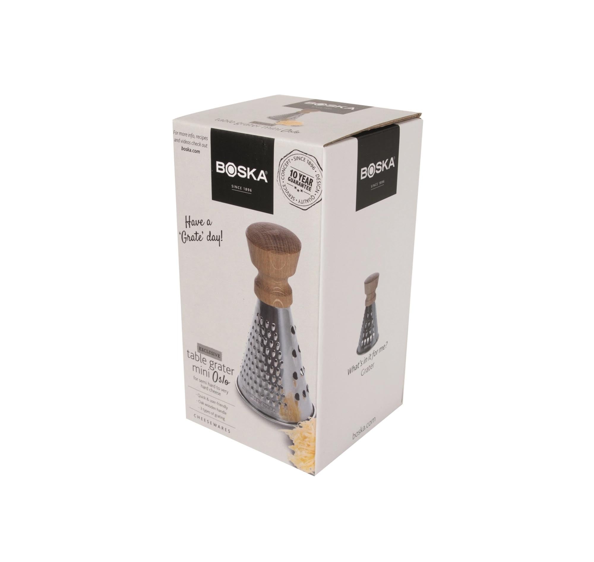 Kompakte Tischreibe Mini Oslo aus europäischer Eiche und Edelstahl, ideal für jede Küche. Perfekt für frische Zubereitungen!