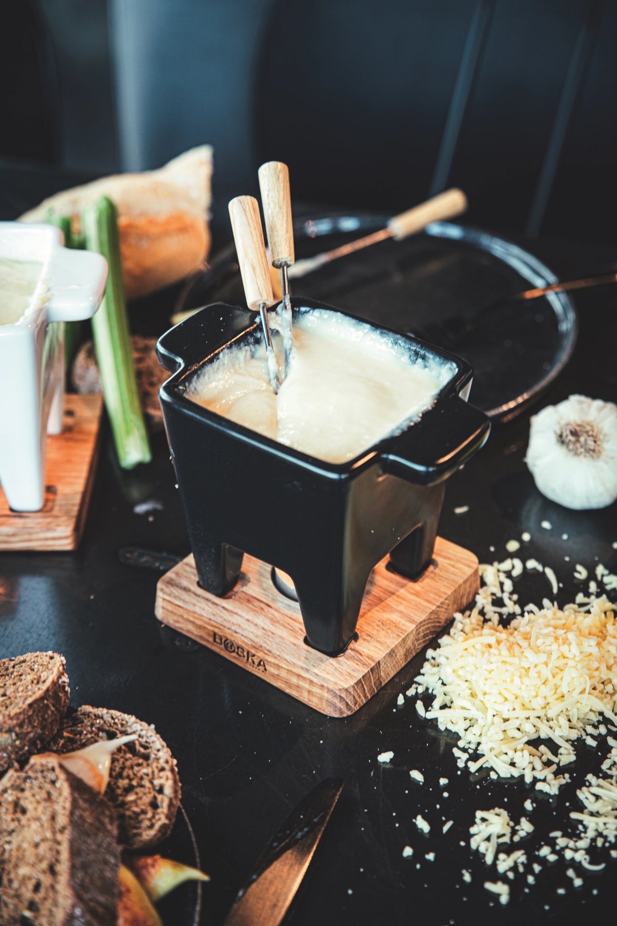 Tapas Fondue Nero 200ml in Schwarz präsentiert im Onlineshop von KAQTU Design AG. Fondue/Raclette ist von Boska