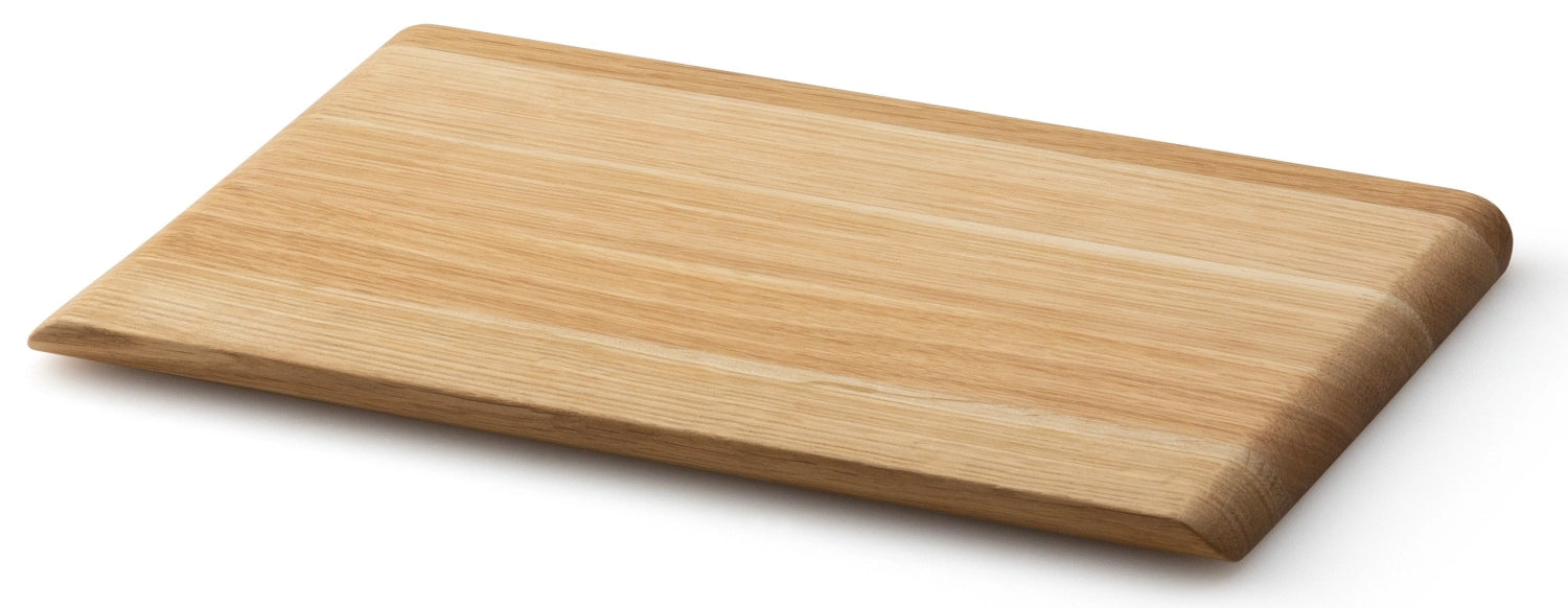 Elegantes Eiche Schneidebrett von Continenta (24x16x1.2 cm) – robust, langlebig und ideal für jede Küche. Hochwertige Verarbeitung und modernes Design.