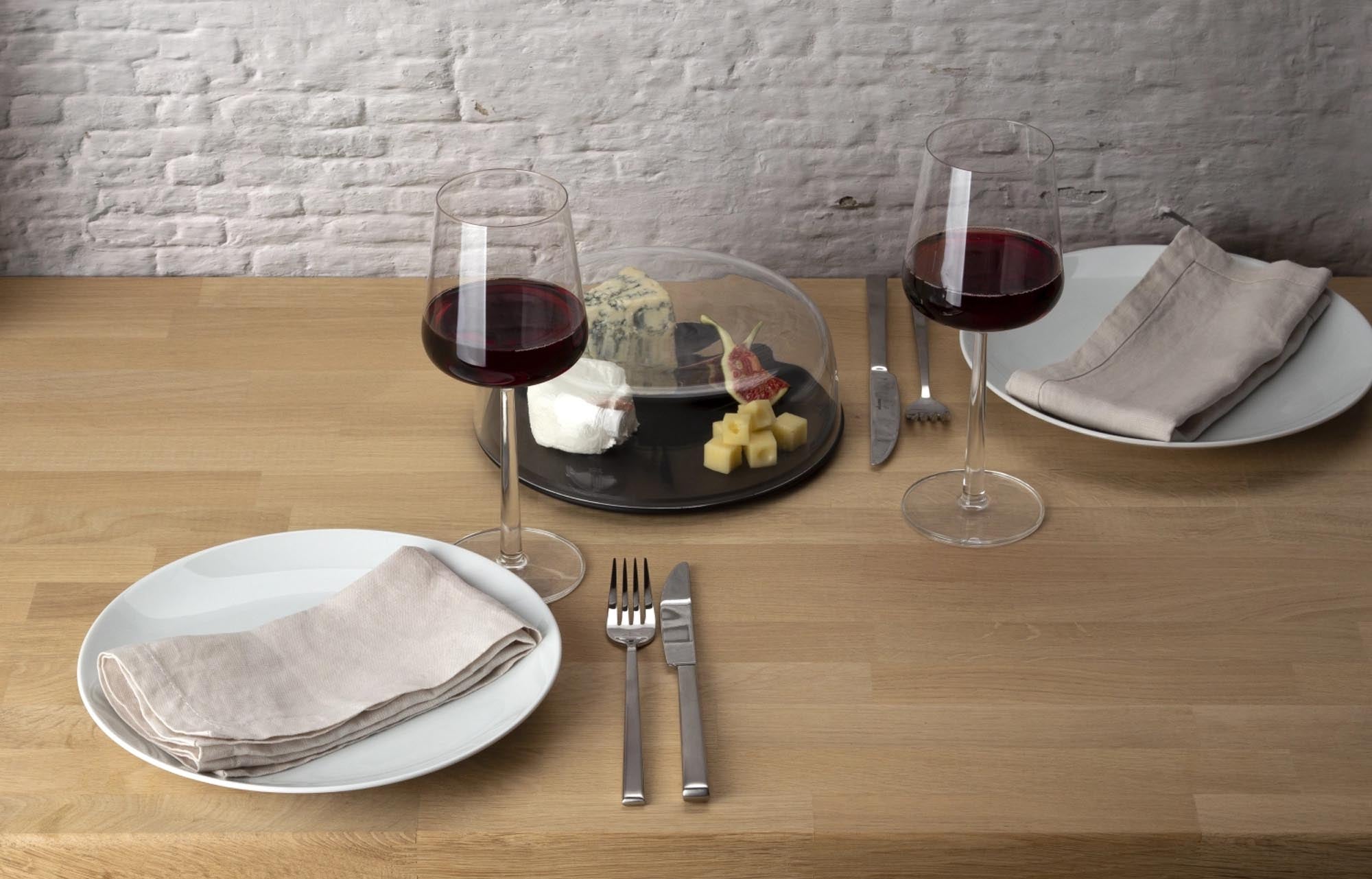 Stilvolle Duracore Käseglocke (Ø 22 cm) von Continenta: robust, durchsichtig, ideal für Käse, Wurst, Obst. Ein Must-Have für Käseliebhaber!