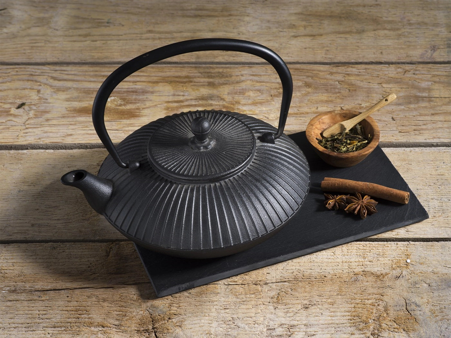 Stria teapot with filter, black - 1.15 L