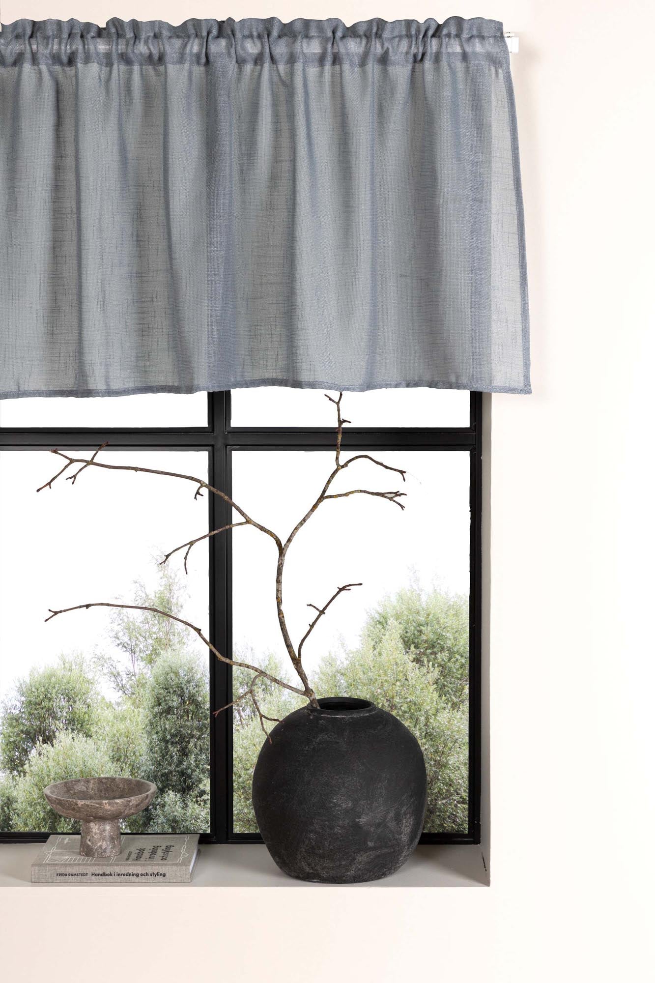 Kaya Pelmet 2er Set: Stilvolle Akzente für moderne Wohnräume.