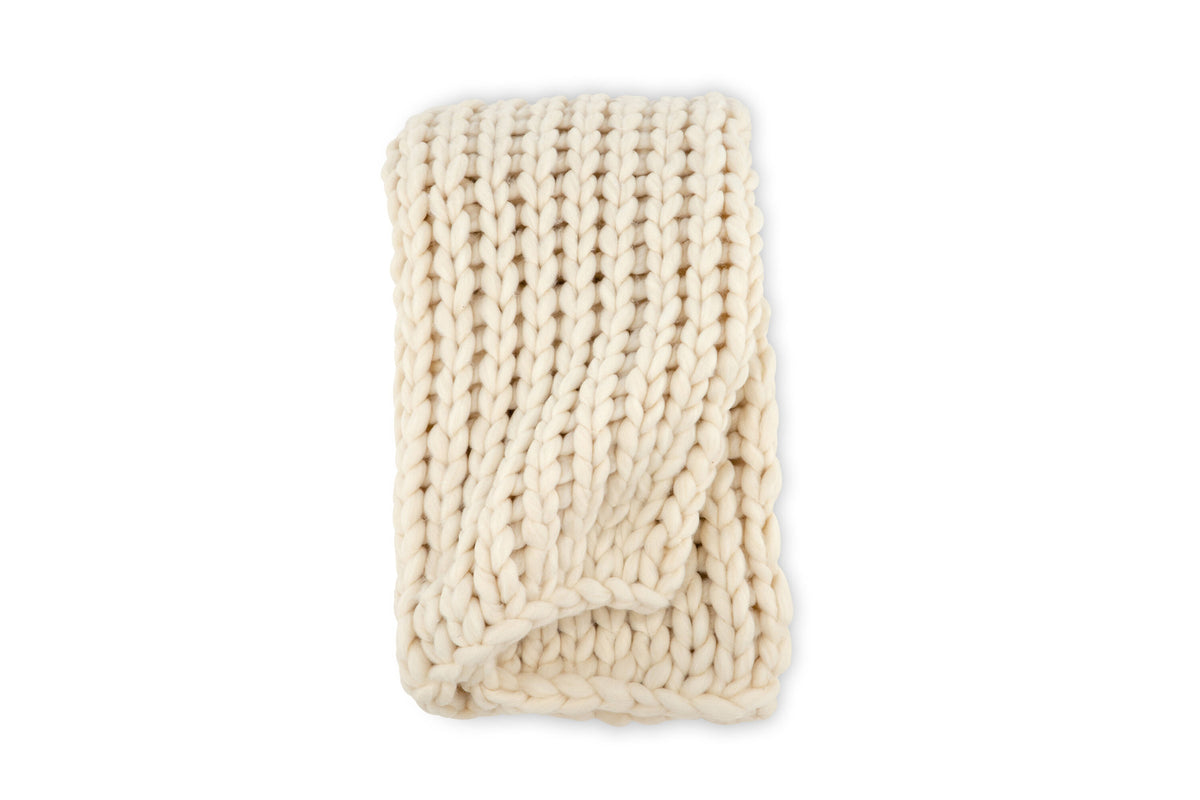 Kate Throw in Cremefarben präsentiert im Onlineshop von KAQTU Design AG. Wolldecke ist von Venture Home