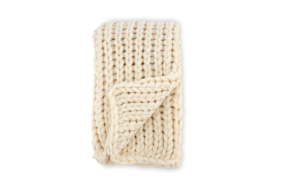 Kate Throw in Cremefarben präsentiert im Onlineshop von KAQTU Design AG. Wolldecke ist von Venture Home