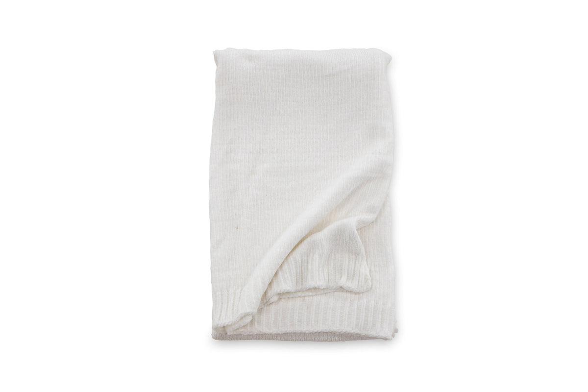 Ally Throw in Weiss präsentiert im Onlineshop von KAQTU Design AG. Wolldecke ist von Venture Home