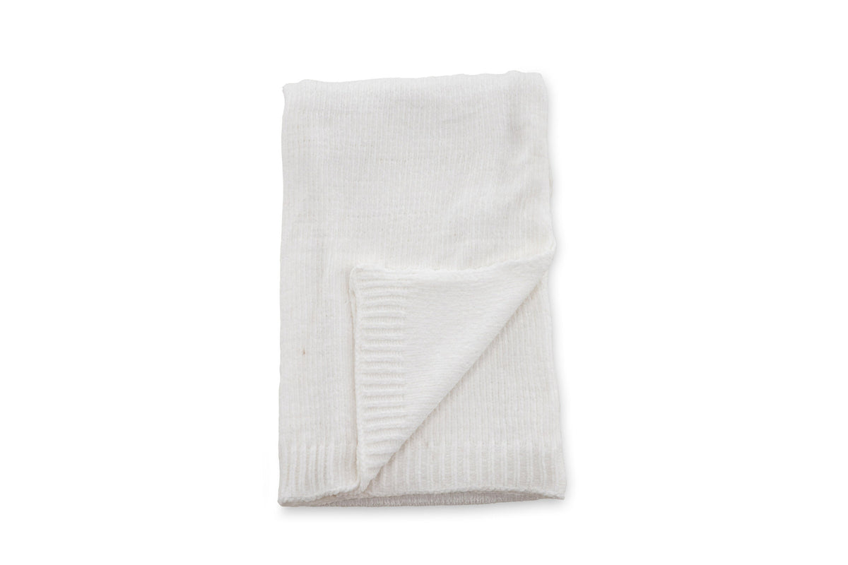 Ally Throw in Weiss präsentiert im Onlineshop von KAQTU Design AG. Wolldecke ist von Venture Home