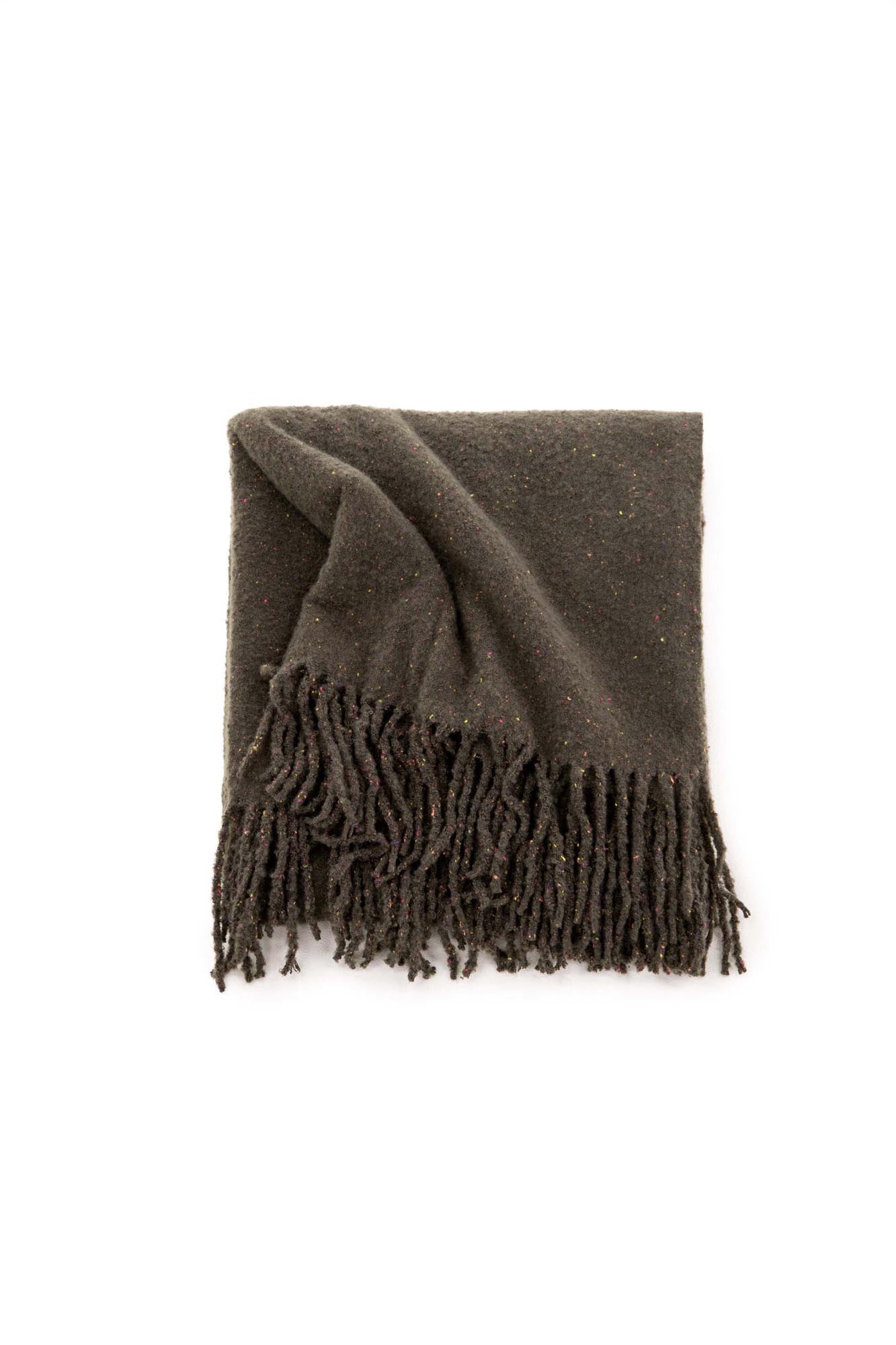 Die Tilly Throw von Venture Home vereint stilvolle Eleganz und kuschelige Wärme – perfekt für Ihr Zuhause und entspannte Momente!