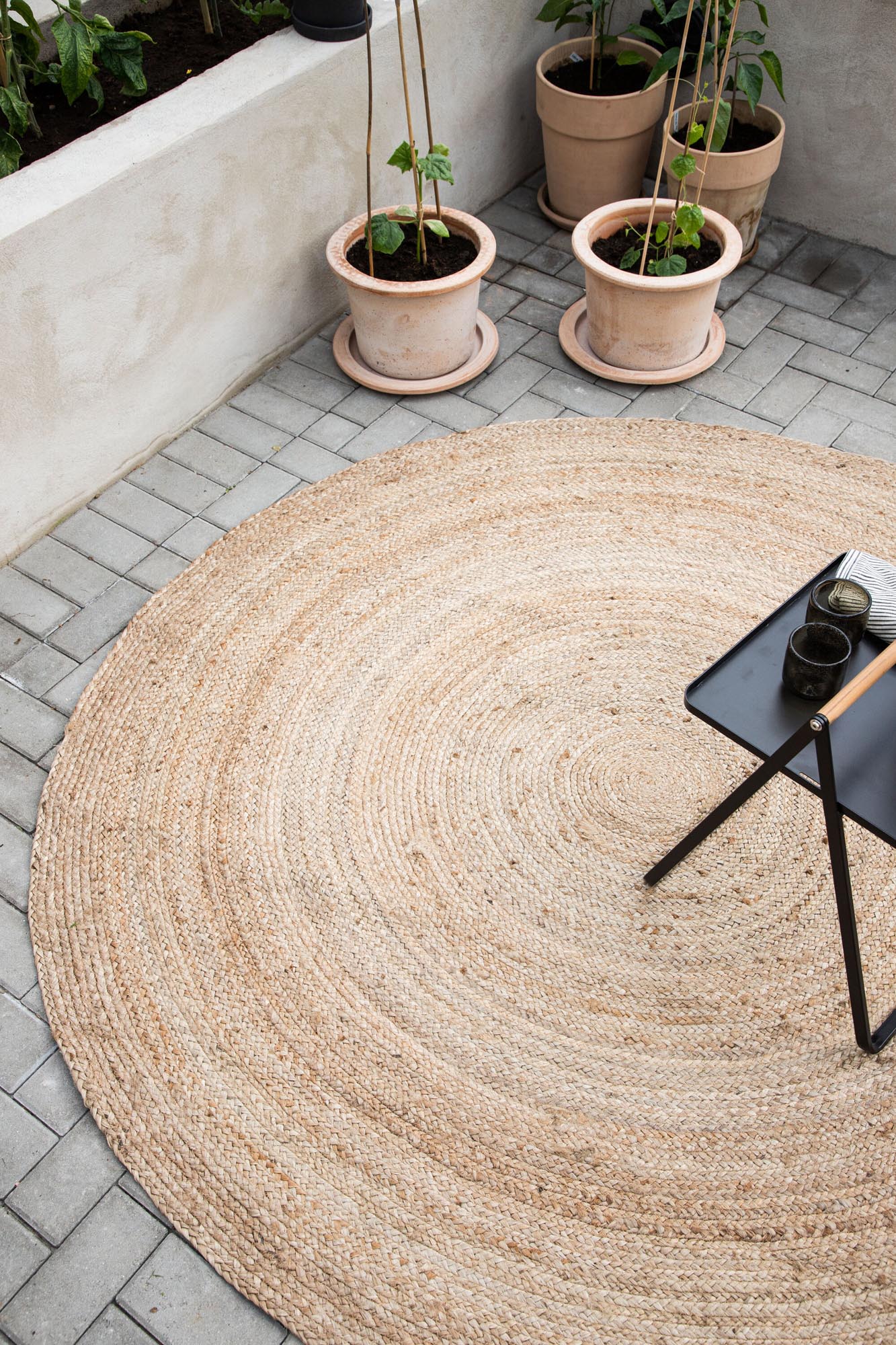 Oliver Teppich Rund in Natur präsentiert im Onlineshop von KAQTU Design AG. Teppich ist von Venture Home