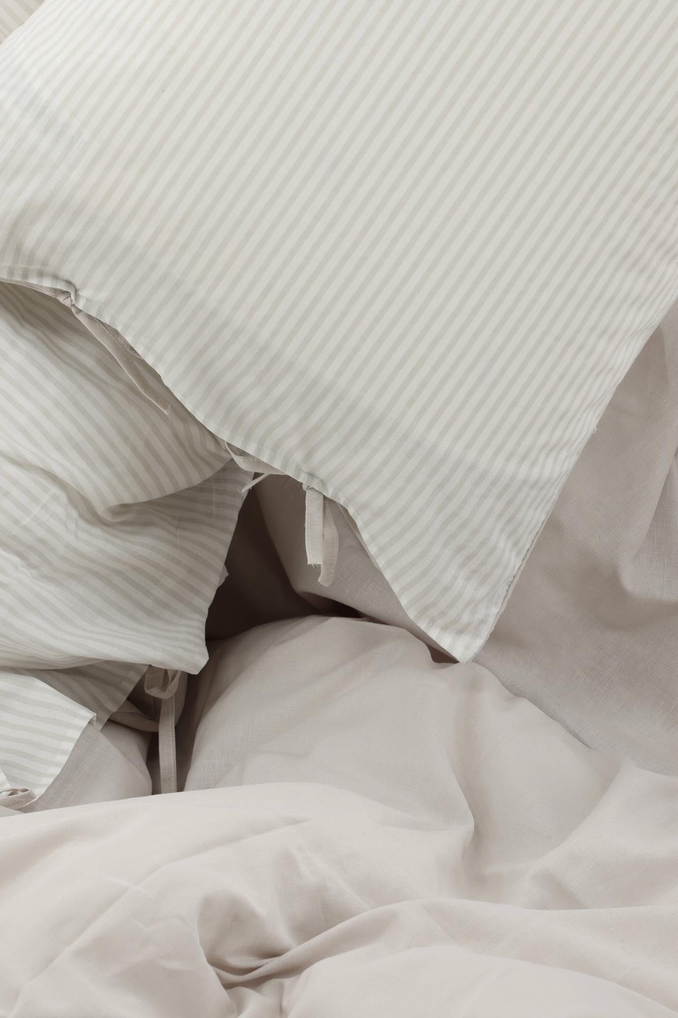 Luxuriöse Jenna Bettgarnitur von Venture Home für traumhaften Schlaf.