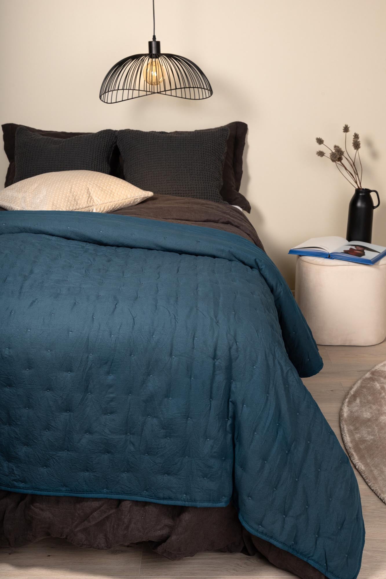 Sally Tagesdecke: Stilvolle Gemütlichkeit für Ihr Zuhause.