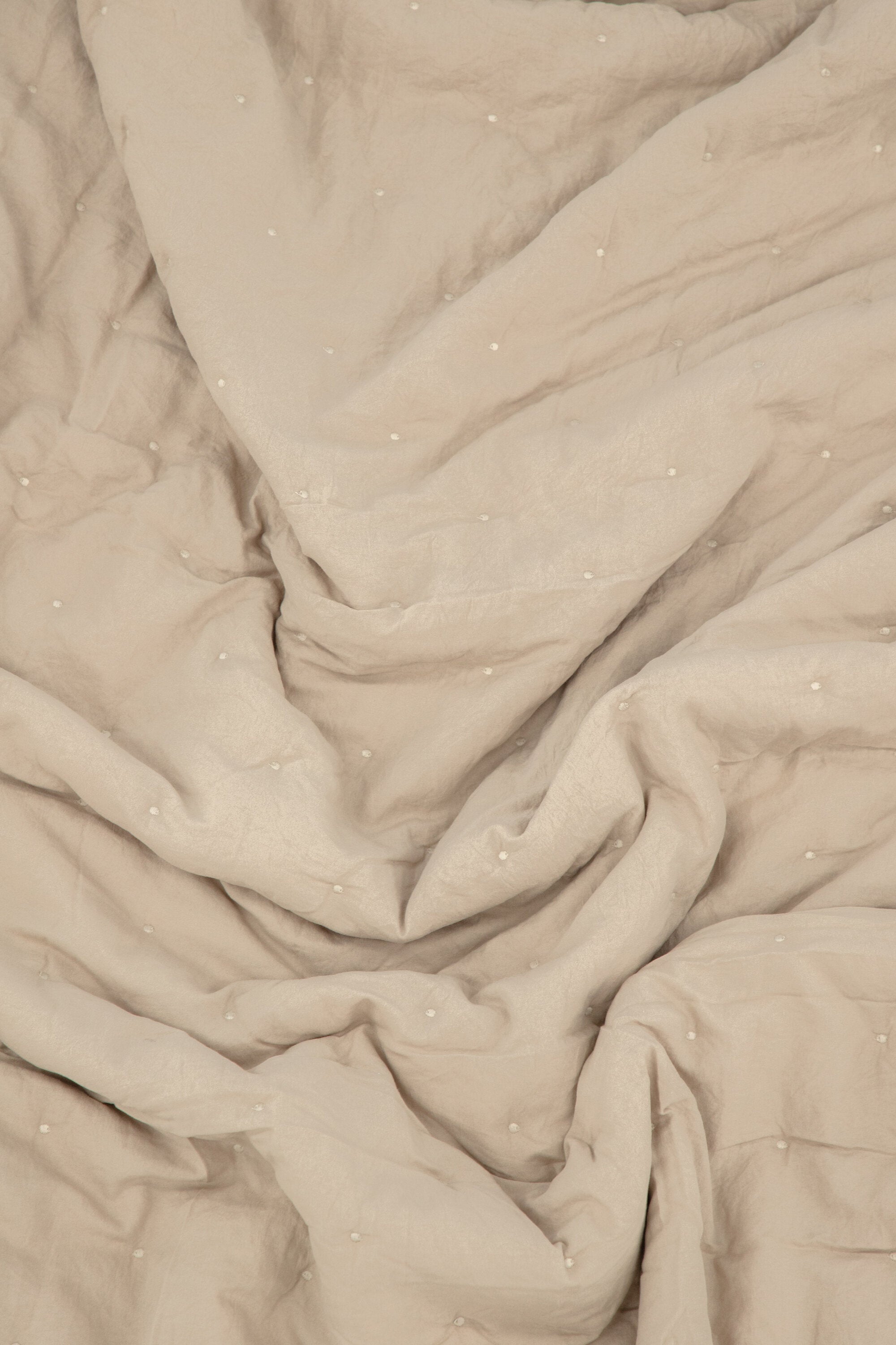 Sally Tagesdecke in Beige präsentiert im Onlineshop von KAQTU Design AG. Bettüberwurf ist von Venture Home