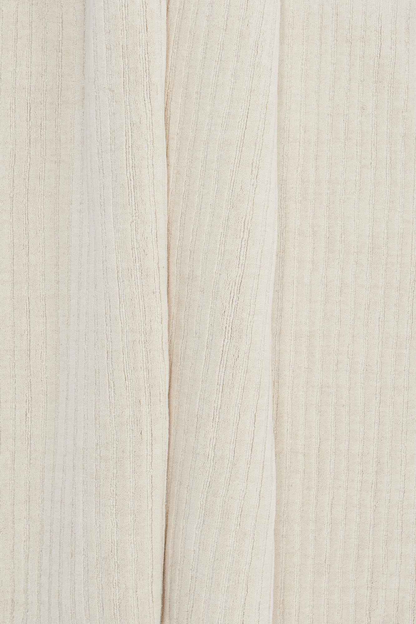 Milton Teppich in Weiss präsentiert im Onlineshop von KAQTU Design AG. Teppich ist von Venture Home