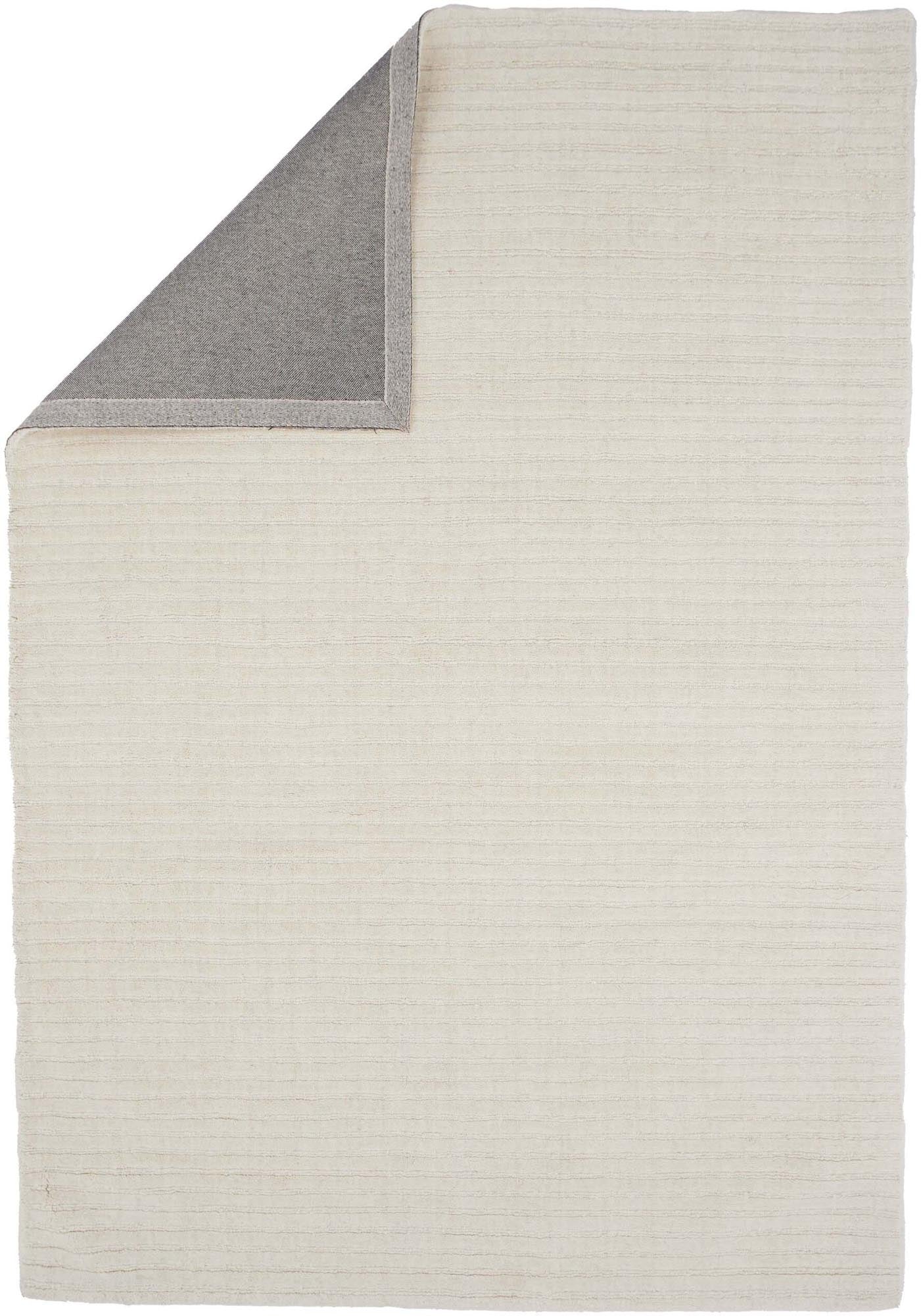 Milton Teppich in Weiss präsentiert im Onlineshop von KAQTU Design AG. Teppich ist von Venture Home