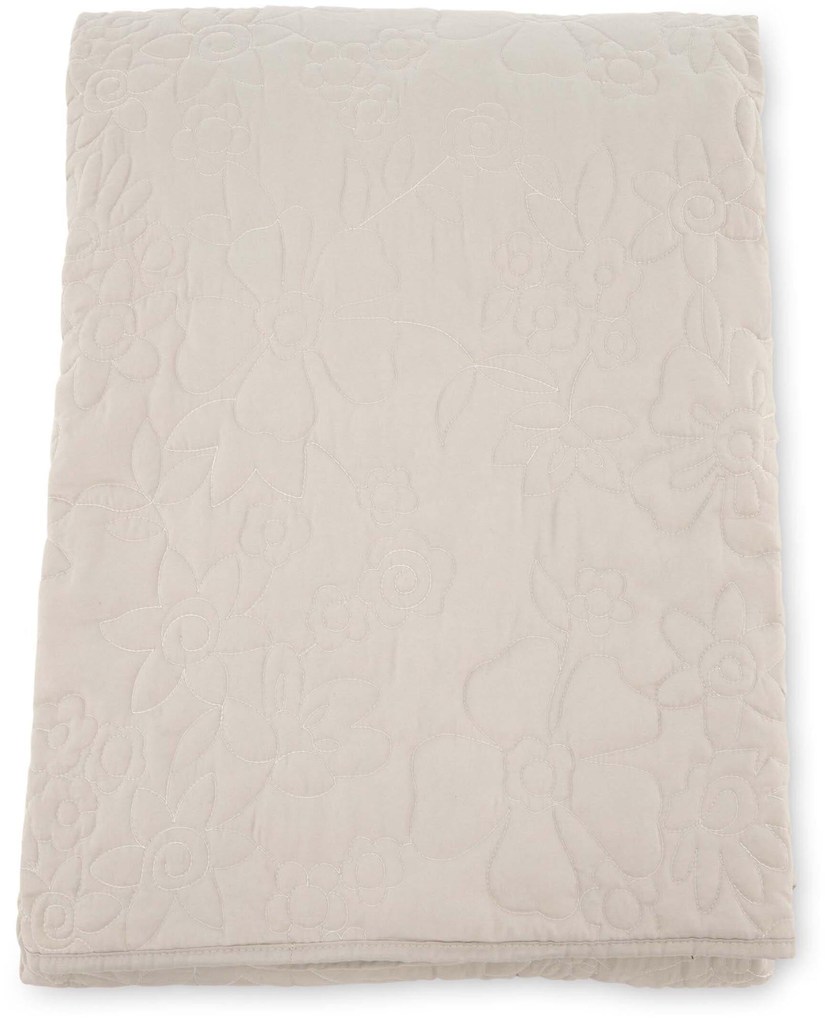 Elegante Niki Tagesdecke: Stilvoll, weich und pflegeleicht für ein modernes Schlafzimmer.