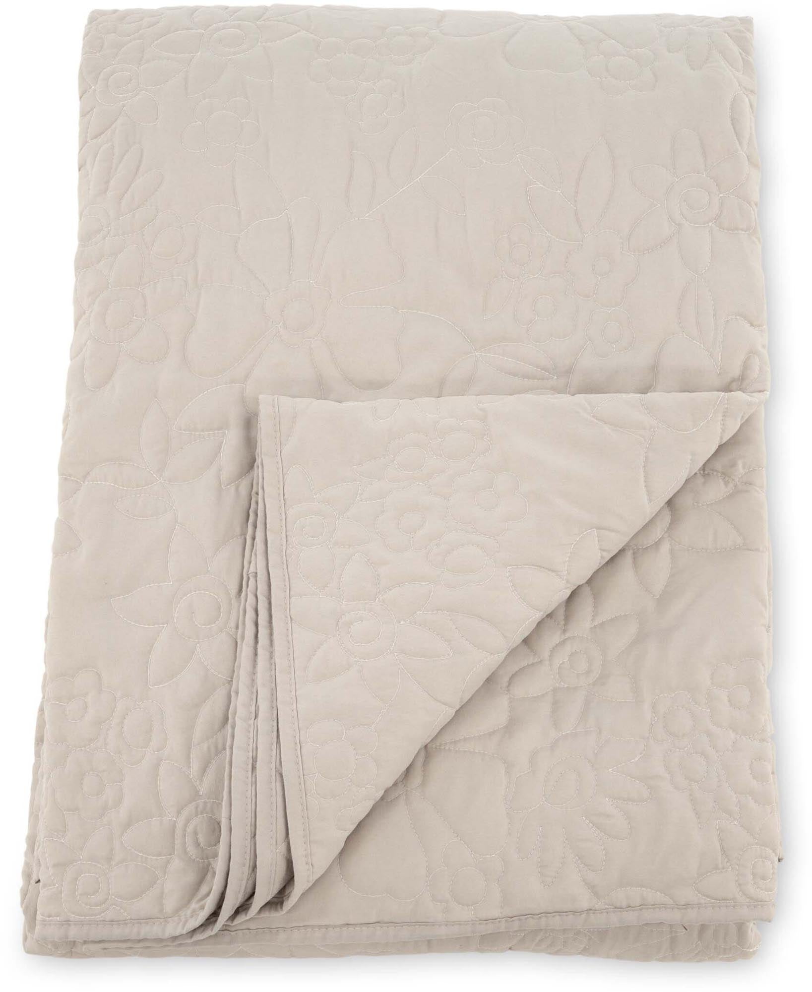 Niki Tagesdecke von Venture Home: Stilvolle Akzente und langlebige Qualität für ein gemütliches und modernes Schlafzimmer.