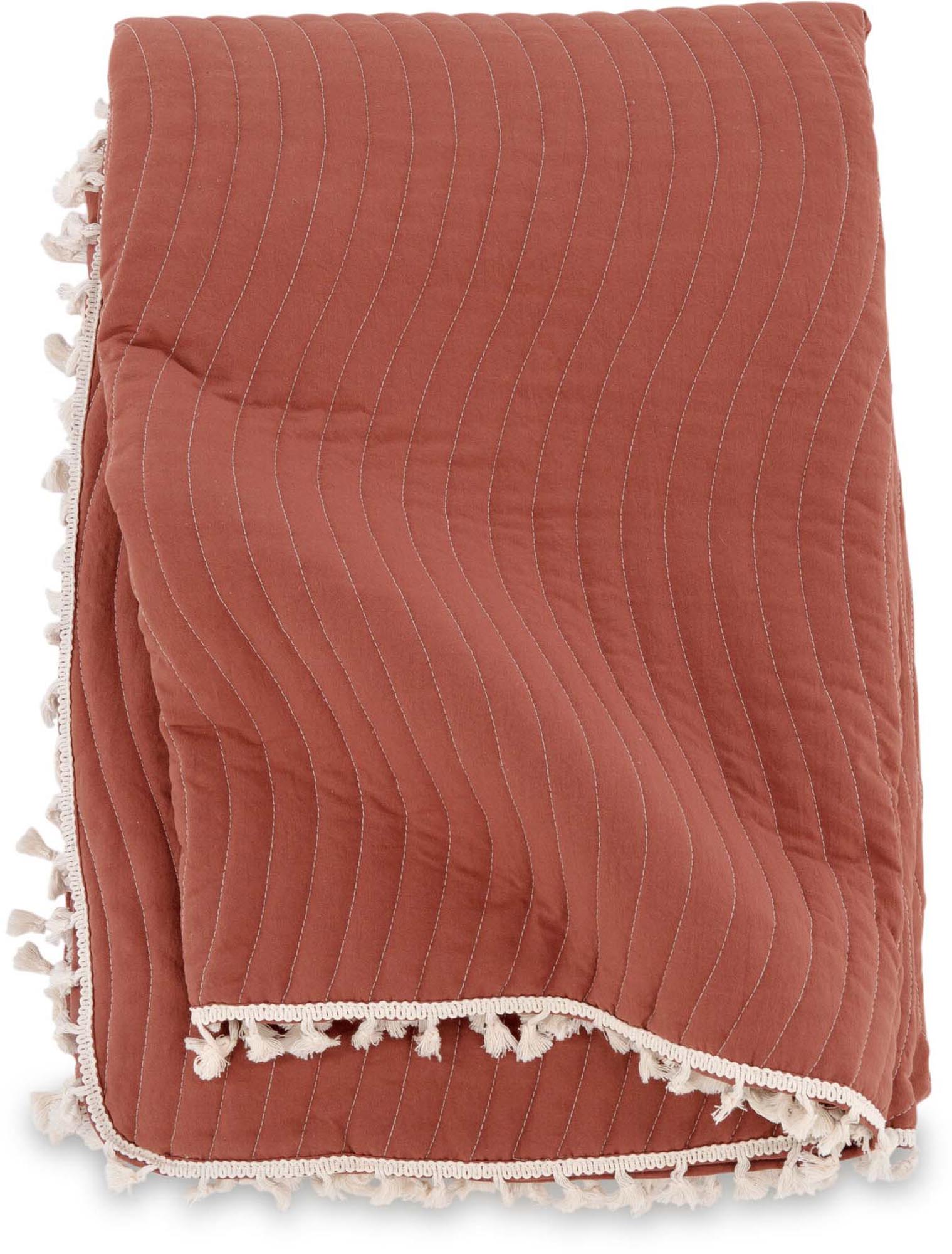 Lias Tagesdecke in Rostiges Rot präsentiert im Onlineshop von KAQTU Design AG. Bettüberwurf ist von Venture Home