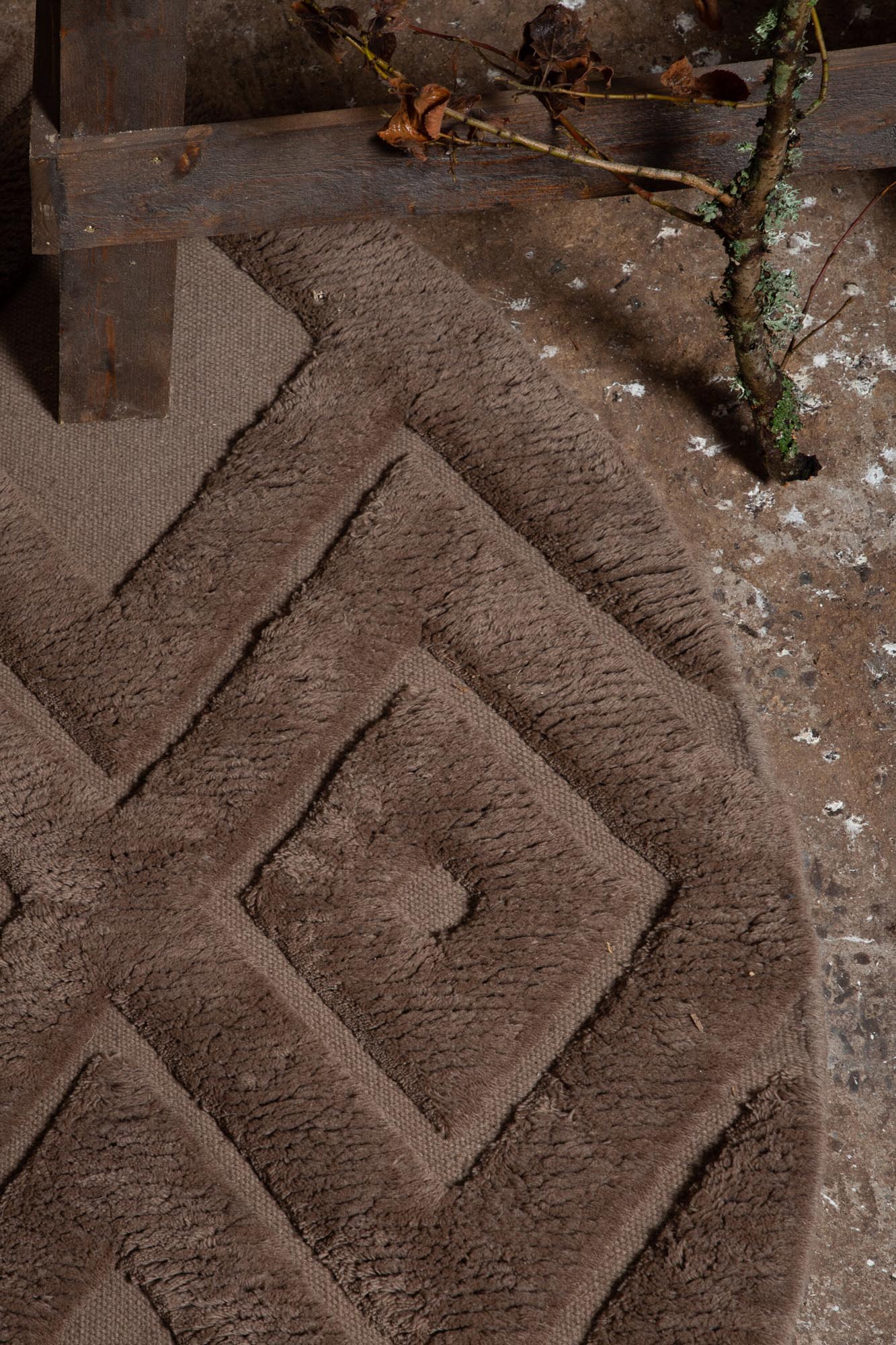 Dahlia Wool Teppich von Vind – Eleganz und Komfort für Ihr Heim.