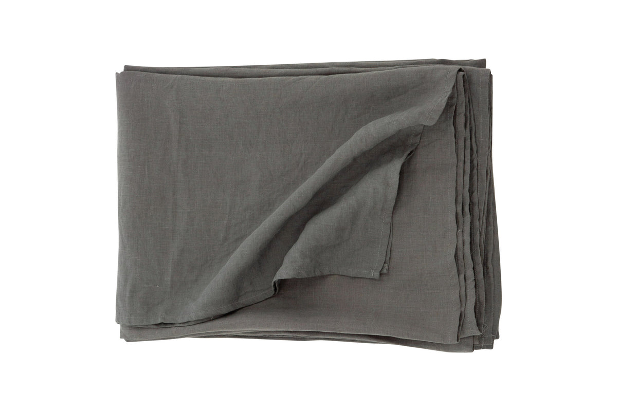 Milo Tagesdecke in Hellgrau präsentiert im Onlineshop von KAQTU Design AG. Bettüberwurf ist von Venture Home