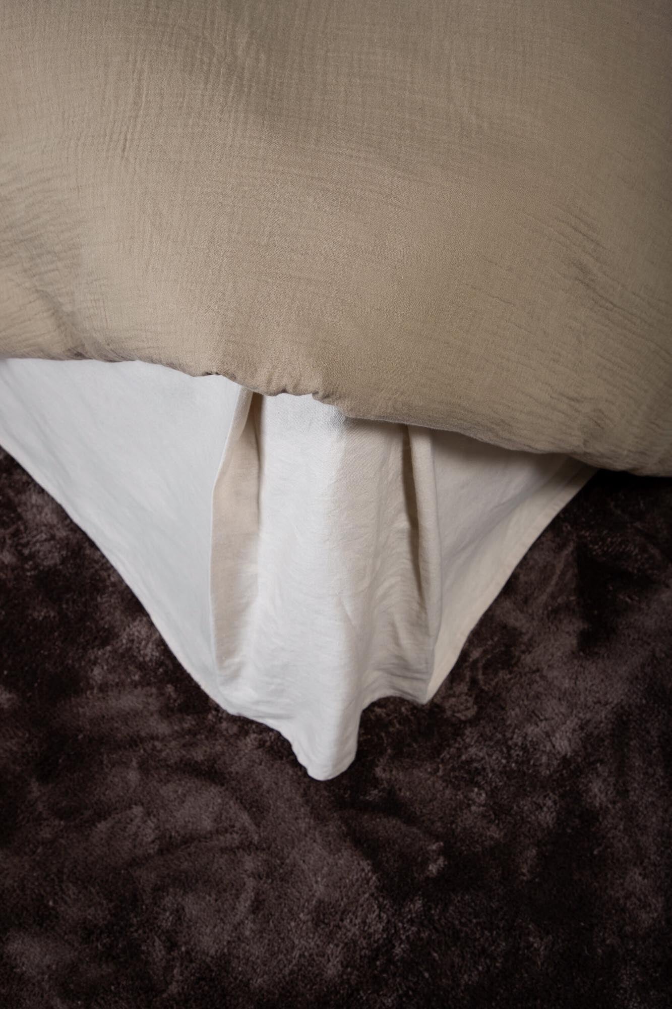 Mila Bettgarnitur: Hochwertiger Schlafkomfort in modernem Design.