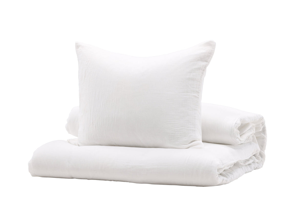 Mila Bettgarnitur Kombo in Weiss präsentiert im Onlineshop von KAQTU Design AG. Bettwäsche ist von Venture Home