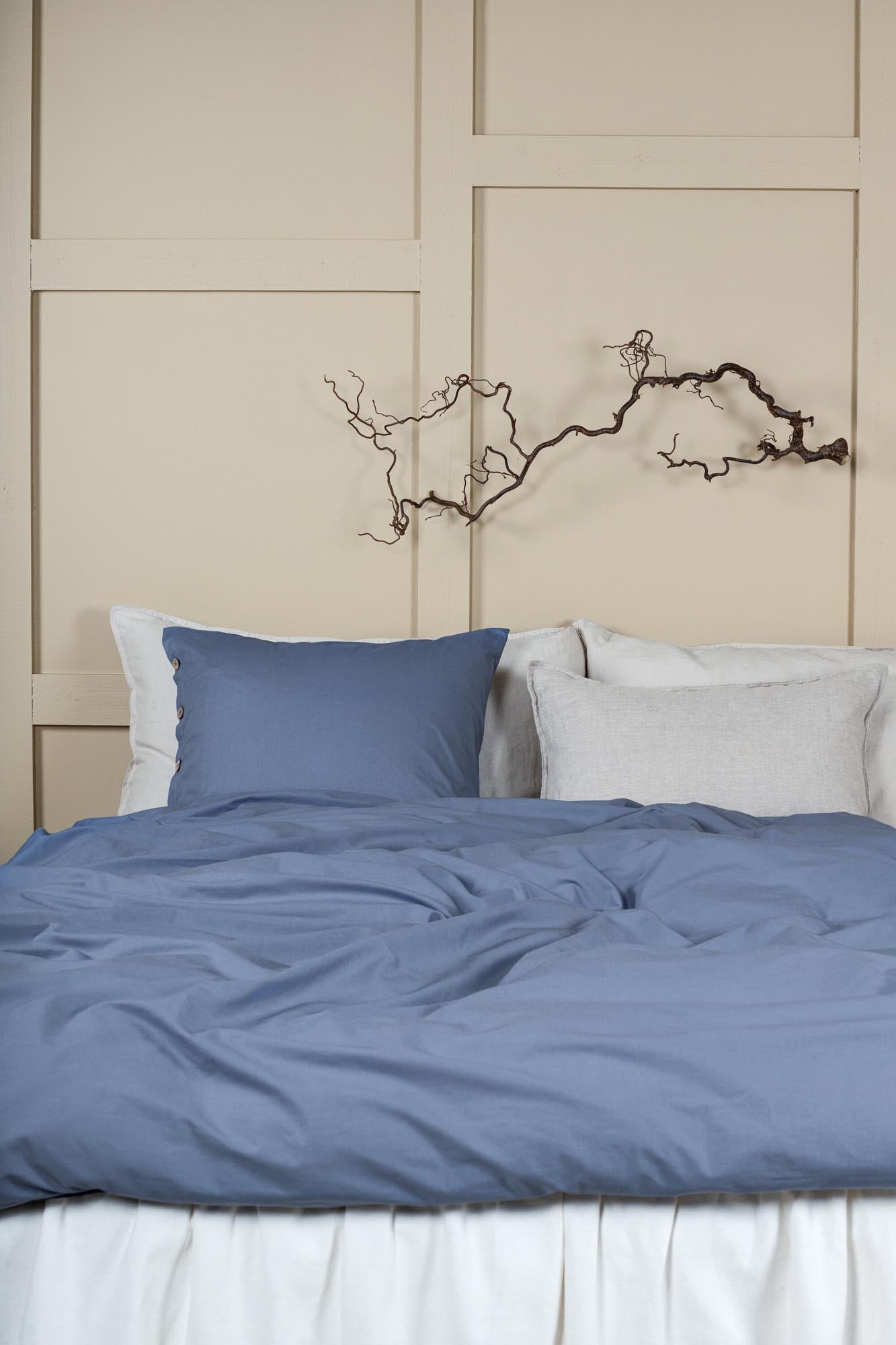 Elegante Joar Bettwäsche von Venture Home in beruhigendem Sandton.