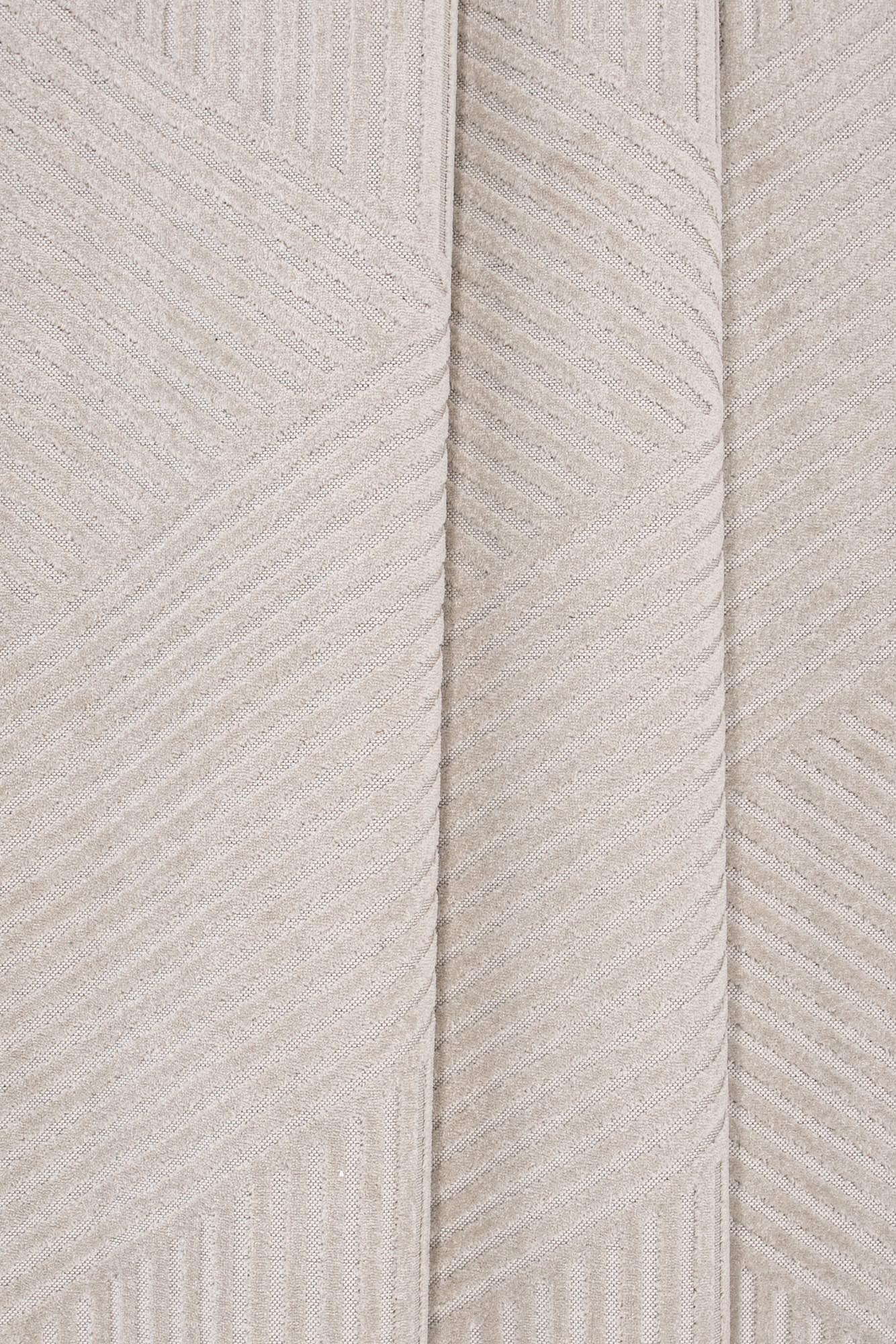 Aron Teppich in Weiss präsentiert im Onlineshop von KAQTU Design AG. Teppich ist von Venture Home