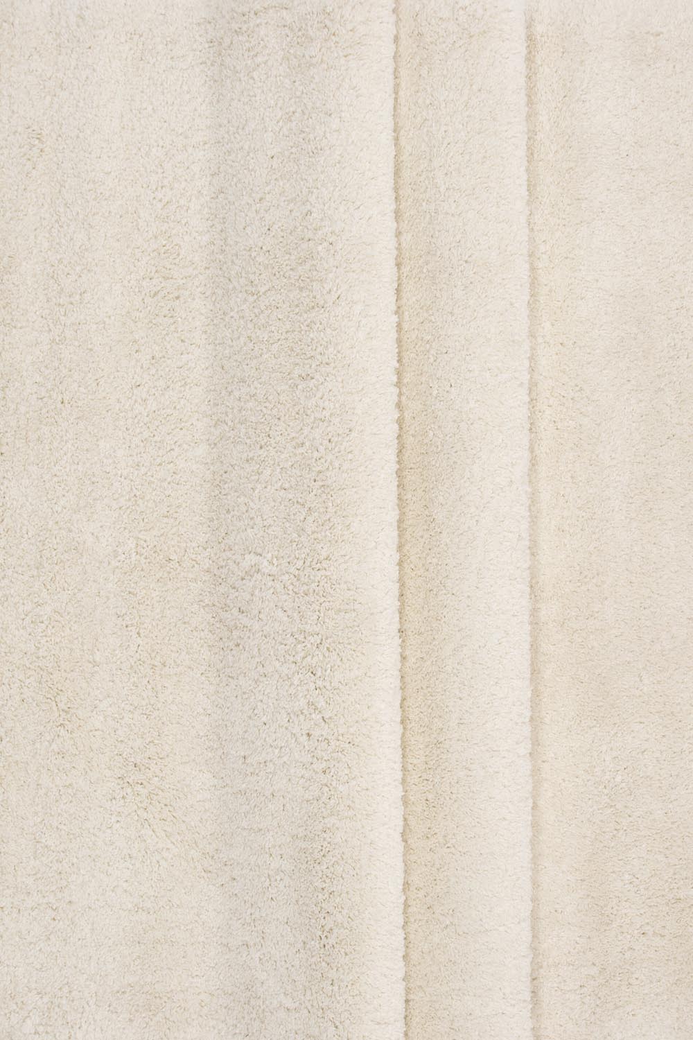 Walter Pluto Teppich Rechteckig in Weiss präsentiert im Onlineshop von KAQTU Design AG. Teppich ist von Venture Home