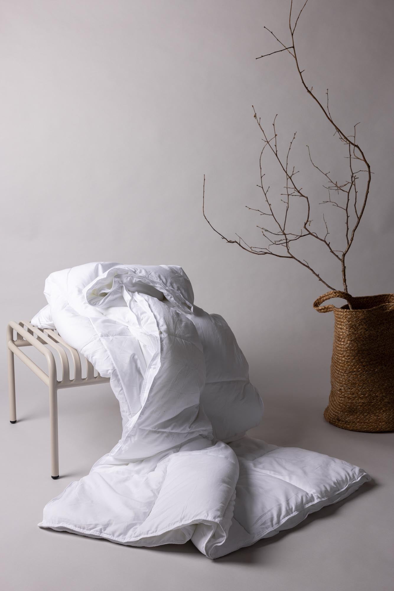 Kuschelige Selma Bettdecke von Venture Home: Langlebig, pflegeleicht, luxuriös, perfekte Wärmeisolierung.