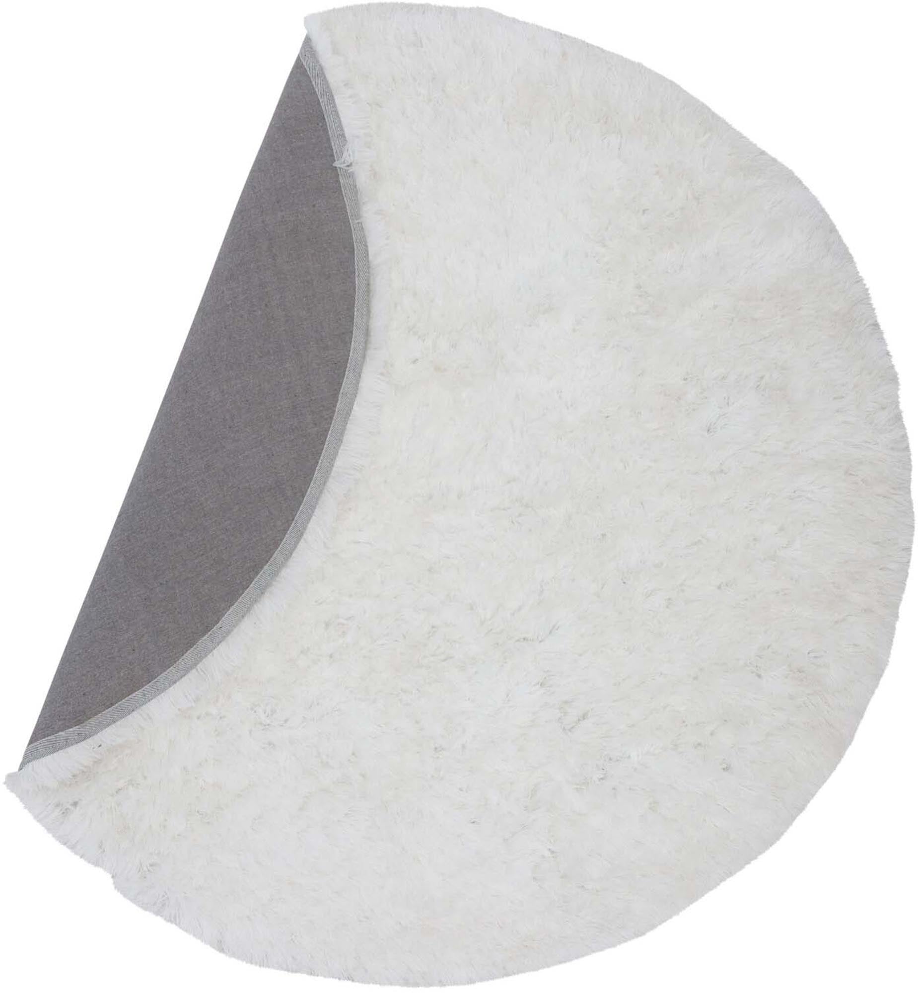 Entdecken Sie den Grace Teppich von Venture Home – ein luxuriöser, weicher Teppich aus strapazierfähigem Polyester, ideal für jedes Zuhause.