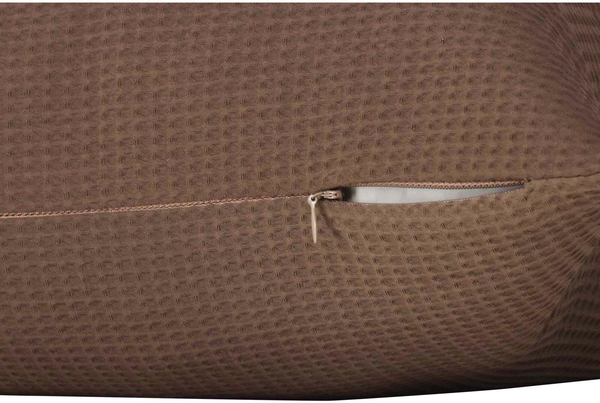 Celine Kissenbezug: Stilvolle Raffinesse für Ihr modernes Interieur.